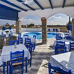 Honeymoon 4* Perivolos (Santorini)