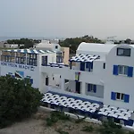 Honeymoon Perivolos