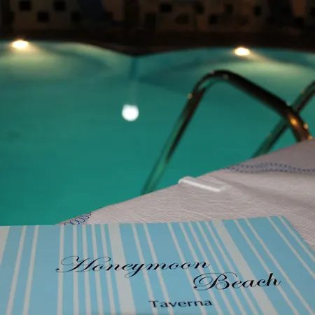 Honeymoon 페리볼로스