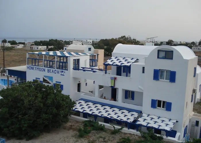 Honeymoon Perivolos (Santorini)