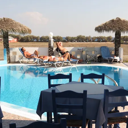 Honeymoon Aparthotel