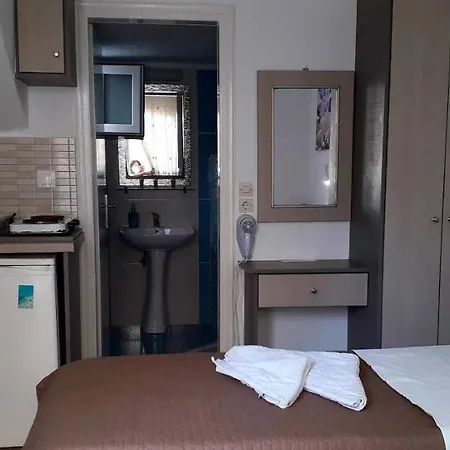 Honeymoon Периволос