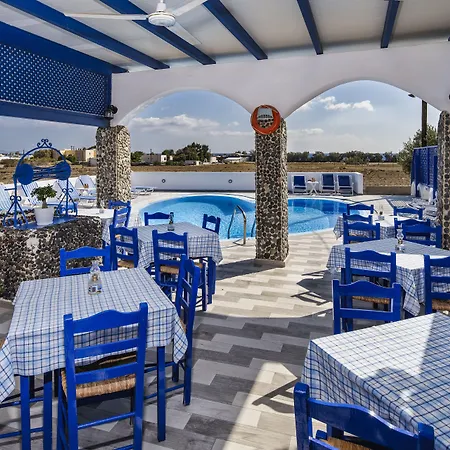 Honeymoon 4* Perivolos (Santorini)